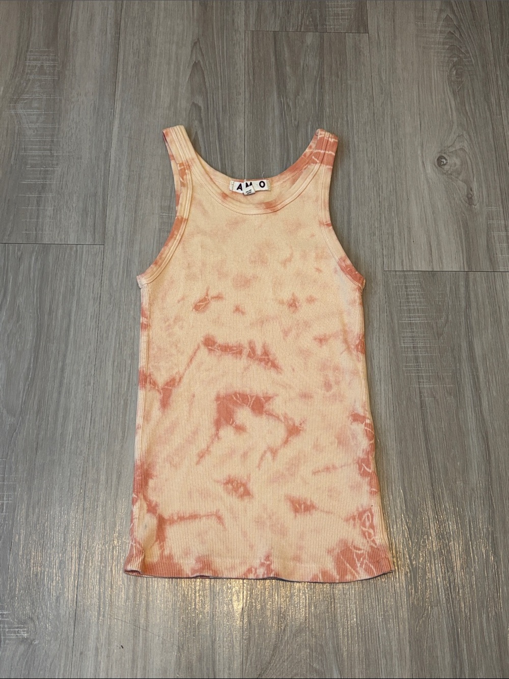 AMO Ribbed Tank - Picture 3 of 16